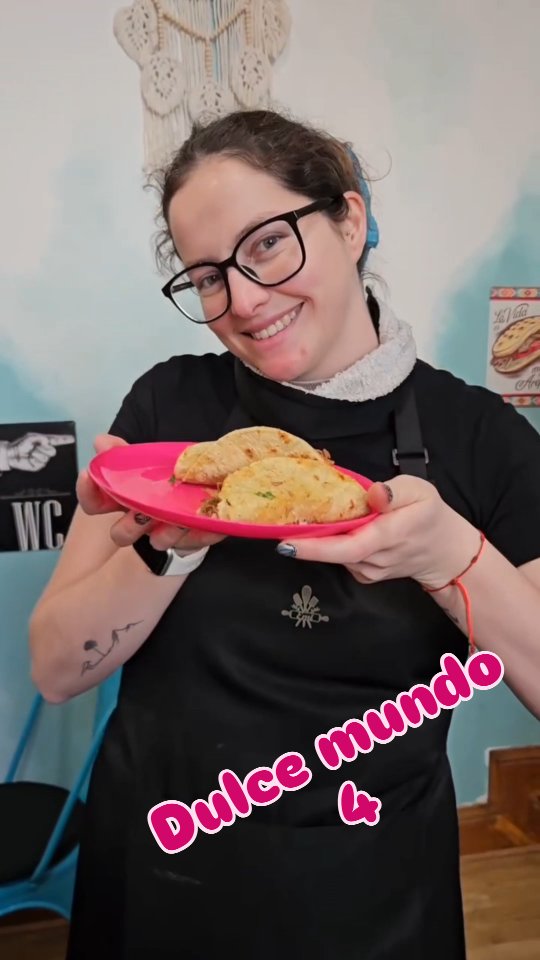 💜 4 Jahre Dulce Mundo! 🎉

Arre! Wir sind angekommen und starten in ein weiteres Jahr zusammen mit euch, voller guter Vibes und Erfolg.

Danke, dass ihr immer dabei seid und uns supportet!
Kommt vorbei – es gibt Chilaquiles, Quesabirrias und Tacos de Tinga de Pollo.

Arre!

#arremexicanessen #dulcemundo #jubiläumsfeier  #berlinfood