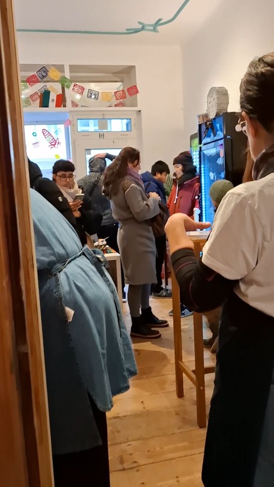 Ich musste dieses Reel noch einmal hochladen, weil ich aus Versehen 4 Sekunden vom Video abgeschnitten habe 😅 Ihr wisst ja – wir sind nur Menschen und mit der Technik geht manchmal etwas schief 🤷‍♀️💻

Aber noch einmal… ein riesiges Dankeschön an @colombian_foodie_blog für das Popup 🙌✨
Wir hatten viele Besucher*innen und das Haus war voll! ❤️

#arremexicanessen #mexikoindeutschland #colombiafoodblogger #berlinfood